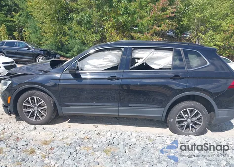 2019 Volkswagen Tiguan 2.0T Se/2.0T Sel/2.0T Sel R-Line/2.0T Sel R-Line Black из США, поврежденный, VIN 3VV2B7AX1KM110371